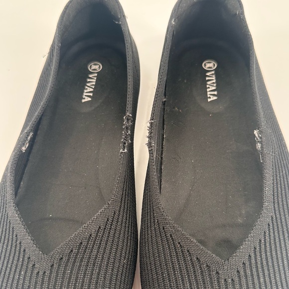 Vivaia Black Flats Size 42 FLAWS - Picture 3 of 7